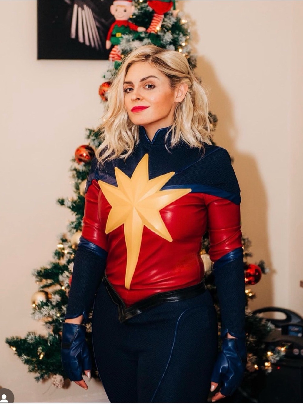 Captain marvel cosplay